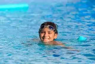 Kids’ Pool at Adani Ten BKC